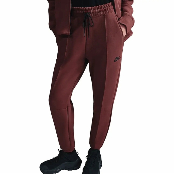 Nike Tech Fleece Mid-Rise Joggers Sportswear Women's Large FB8330-605 Red Sepia - Picture 1 of 15